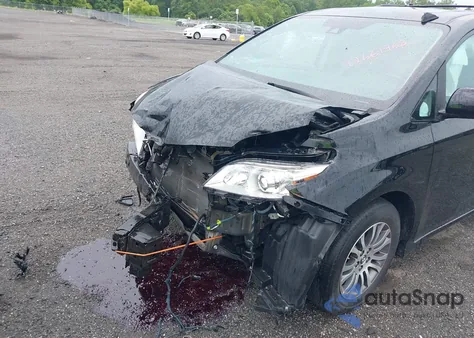 2020 Toyota Sienna Xle z USA, uszkodzony, nr VIN 5TDYZ3DC1LS055105